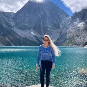 Meet your Posher, Anna